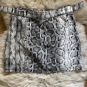 Topshop snakeprint skirt